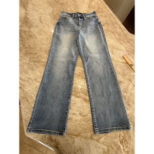 Judy Blue Straight Leg Jeans Size 9 Blue, wide stretchy lightweight comfy.